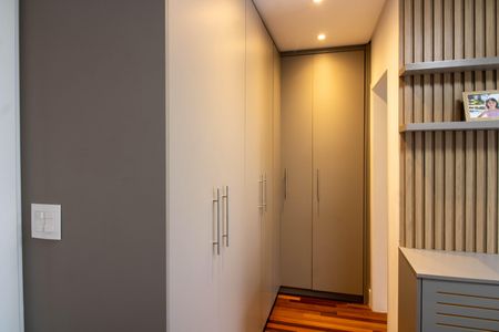 Casa à venda com 131m², 3 quartos e 2 vagasQuarto Suíte