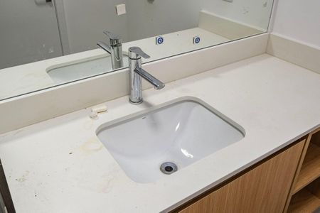 Apartamento à venda com 62m², 2 quartos e 1 vagaBanheiro Social