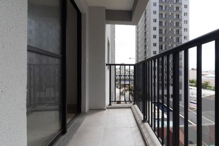 Apartamento para alugar com 42m², 2 quartos e 1 vaga Apartamento para alugar com 42m², 2 quartos e 1 vagaSacada da Sala/Cozinha