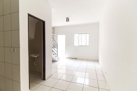 Casa de condomínio à venda com 62m², 2 quartos e sem vaga Casa de condomínio à venda com 62m², 2 quartos e sem vagaSala