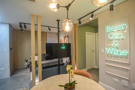 Apartamento à venda com 58m², 2 quartos e 2 vagasSala