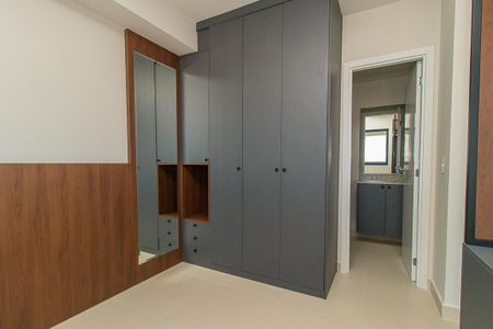 Quarto de kitnet/studio para alugar com 1 quarto, 25m² em Água Verde, Curitiba