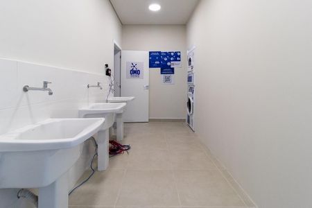 Studio para alugar com 25m², 1 quarto e sem vaga Studio para alugar com 25m², 1 quarto e sem vagaLavanderia