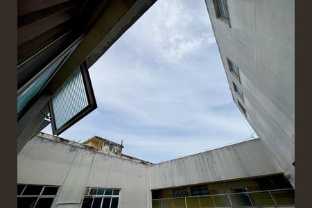 Sala - vista de apartamento à venda com 1 quarto, 31m² em Copacabana, Rio de Janeiro