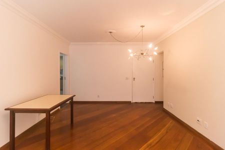 Apartamento para alugar com 110m², 3 quartos e 2 vagasSala