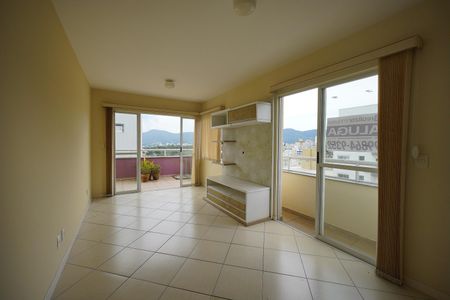Sala de apartamento para alugar com 2 quartos, 85m² em Córrego Grande, Florianópolis