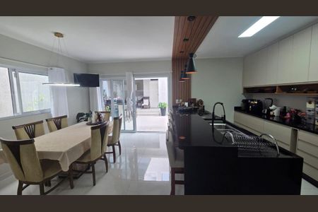 Casa à venda com 234m², 3 quartos e 3 vagasFoto 07