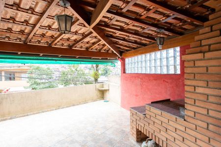 Casa à venda com 170m², 4 quartos e 1 vagaÁrea gourmet