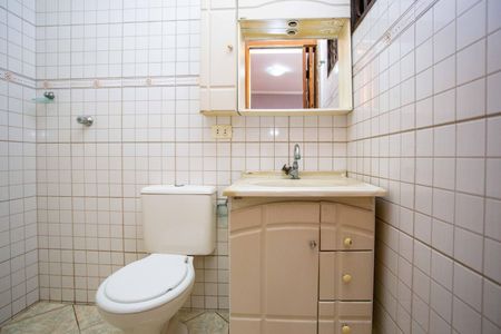 Casa à venda com 170m², 4 quartos e 1 vagaBanheiro da Suíte