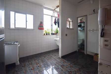 Apartamento para alugar com 70m², 2 quartos e 1 vagaCozinha e Área de Serviço