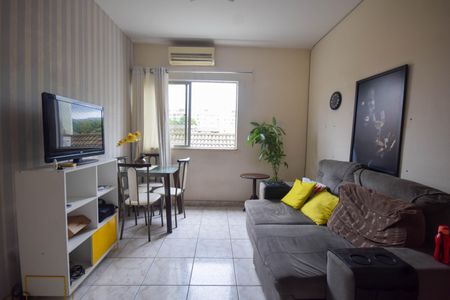 Apartamento para alugar com 70m², 2 quartos e 1 vagaSala