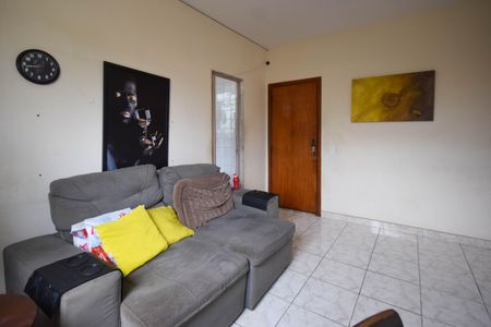 Apartamento para alugar com 70m², 2 quartos e 1 vagaSala