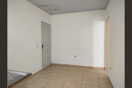 Sala e cozinha de casa para alugar com 1 quarto, 20m² em Vila Carrão, São Paulo