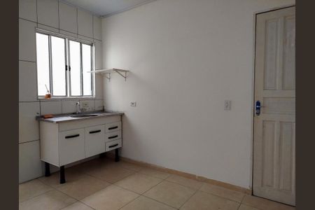 Casa para alugar com 20m², 1 quarto e sem vagaSala e cozinha