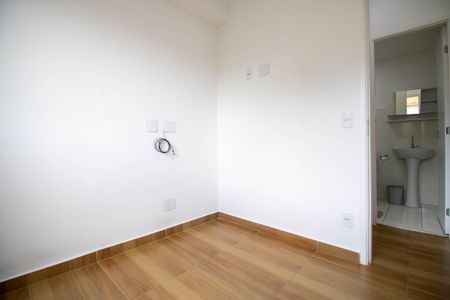 Quarto 1 de apartamento para alugar com 2 quartos, 42m² em Parque Arariba, São Paulo