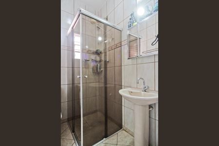 Casa à venda com 315m², 5 quartos e 4 vagasEdícula - banheiro