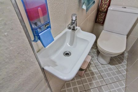 Casa à venda com 315m², 5 quartos e 4 vagasLavabo