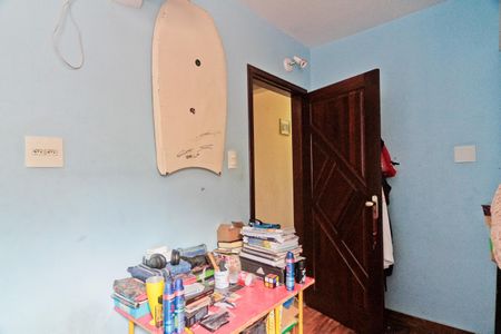 Casa à venda com 315m², 5 quartos e 4 vagasQuarto 2