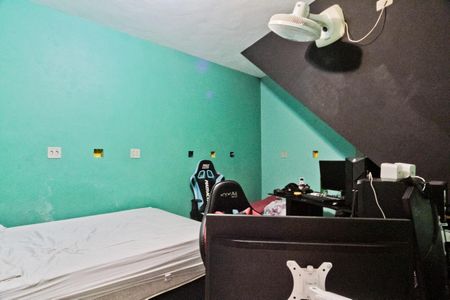 Casa à venda com 315m², 5 quartos e 4 vagasEdícula - quarto 1