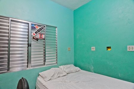 Casa à venda com 315m², 5 quartos e 4 vagasEdícula - quarto 1