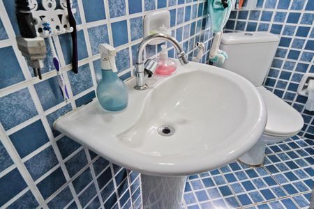 Casa à venda com 315m², 5 quartos e 4 vagasBanheiro da Suíte 2