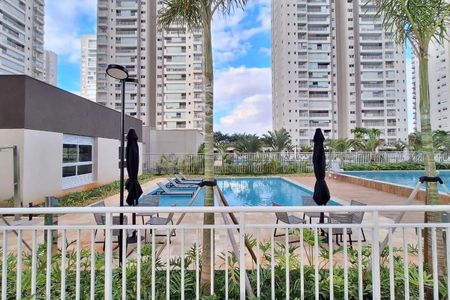 Apartamento à venda com 127m², 3 quartos e 2 vagas Apartamento à venda com 127m², 3 quartos e 2 vagasPiscina
