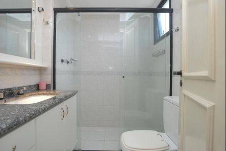 Apartamento à venda com 157m², 3 quartos e 3 vagas Apartamento à venda com 157m², 3 quartos e 3 vagasBanheiro do quarto 3 Suíte