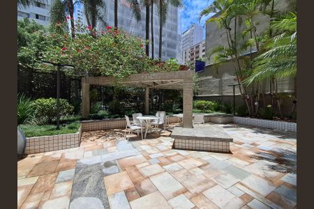 Apartamento à venda com 157m², 3 quartos e 3 vagas Apartamento à venda com 157m², 3 quartos e 3 vagasÁrea Comum