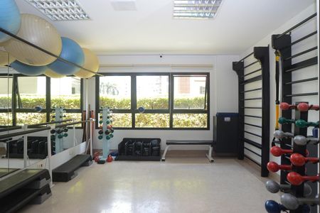 Apartamento à venda com 157m², 3 quartos e 3 vagas Apartamento à venda com 157m², 3 quartos e 3 vagasÁrea Comum