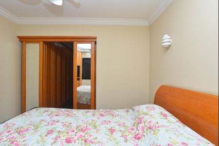 Apartamento à venda com 157m², 3 quartos e 3 vagas Apartamento à venda com 157m², 3 quartos e 3 vagasQuarto 2 Suíte