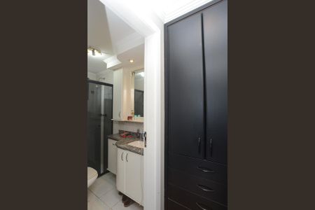 Apartamento à venda com 157m², 3 quartos e 3 vagas Apartamento à venda com 157m², 3 quartos e 3 vagasQuarto 4 Suíte