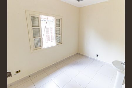 Casa à venda com 250m², 4 quartos e 6 vagasQuarto 2