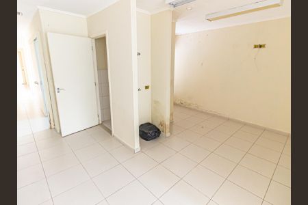 Casa à venda com 250m², 4 quartos e 6 vagasSala de TV