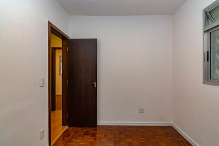 Quarto 1 de apartamento à venda com 3 quartos, 58m² em Estoril, Belo Horizonte