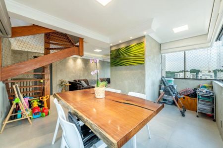 Foto 12 de apartamento à venda com 3 quartos, 203m² em Higienópolis, Porto Alegre