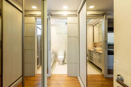 Apartamento à venda com 203m², 3 quartos e 4 vagas Apartamento à venda com 203m², 3 quartos e 4 vagasFoto 23