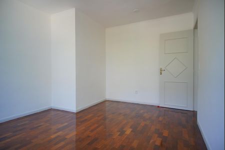 Quarto 1 de apartamento para alugar com 2 quartos, 103m² em São João, Porto Alegre