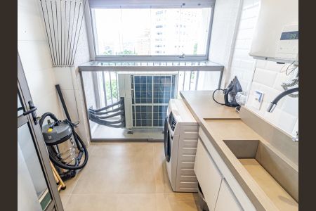 Apartamento à venda com 139m², 3 quartos e 2 vagas Apartamento à venda com 139m², 3 quartos e 2 vagasÁrea de Serviço