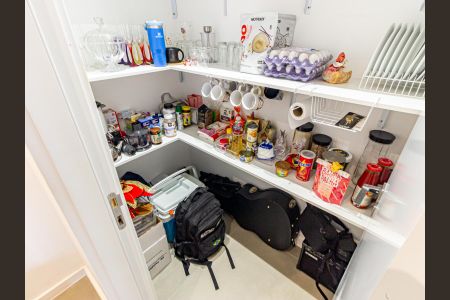 Apartamento à venda com 139m², 3 quartos e 2 vagas Apartamento à venda com 139m², 3 quartos e 2 vagasCozinha - Despensa