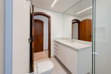 Apartamento à venda com 105m², 3 quartos e 2 vagasBanheiro da Suíte