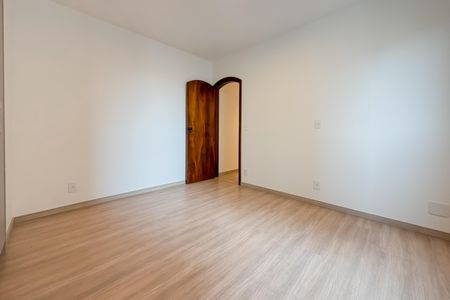 Apartamento à venda com 105m², 3 quartos e 2 vagasQuarto 1