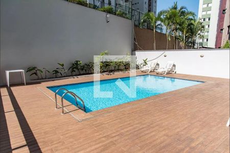 Apartamento à venda com 105m², 3 quartos e 2 vagasPiscina