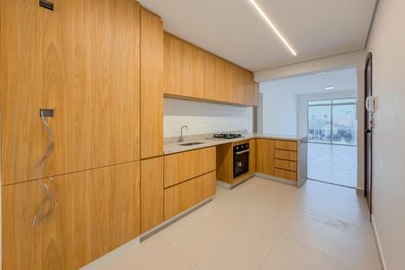 Apartamento à venda com 105m², 3 quartos e 2 vagasCozinha