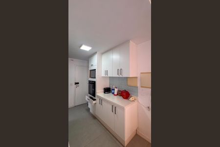 Apartamento à venda com 94m², 3 quartos e 2 vagasCozinha e Área de Serviço