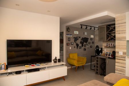 Apartamento à venda com 94m², 3 quartos e 2 vagasSala