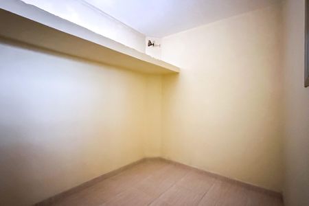 Apartamento para alugar com 100m², 2 quartos e 1 vagaQuarto de Serviço