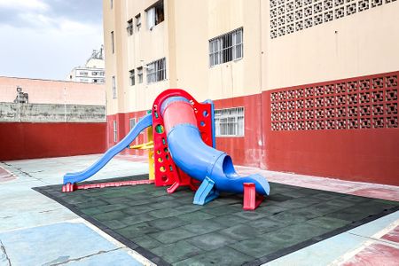 Apartamento para alugar com 100m², 2 quartos e 1 vagaPlayground