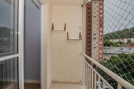 Sala - Varanda de apartamento para alugar com 2 quartos, 57m² em Jardim Carvalho, Porto Alegre