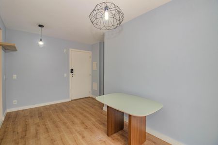 Sala de apartamento para alugar com 2 quartos, 57m² em Jardim Carvalho, Porto Alegre