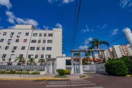 Apartamento para alugar com 48m², 2 quartos e 1 vaga Apartamento para alugar com 48m², 2 quartos e 1 vagaFachada